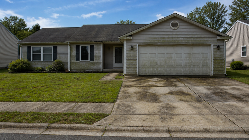 Before House wash · Julington Creek